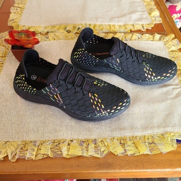 Bernie Mev comfortable multi colored shoes with removeable foot insert - Picture 2 of 9